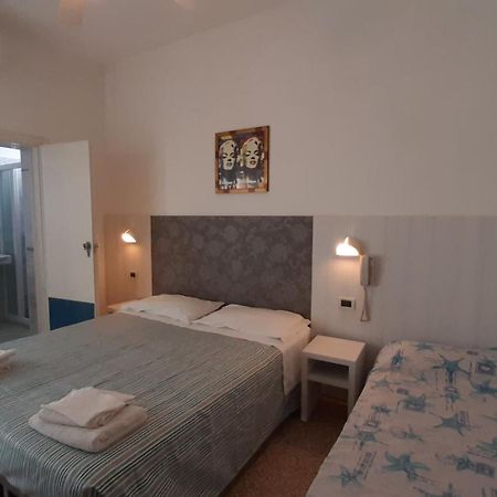 Hotel Luana Rimini Eksteriør bilde