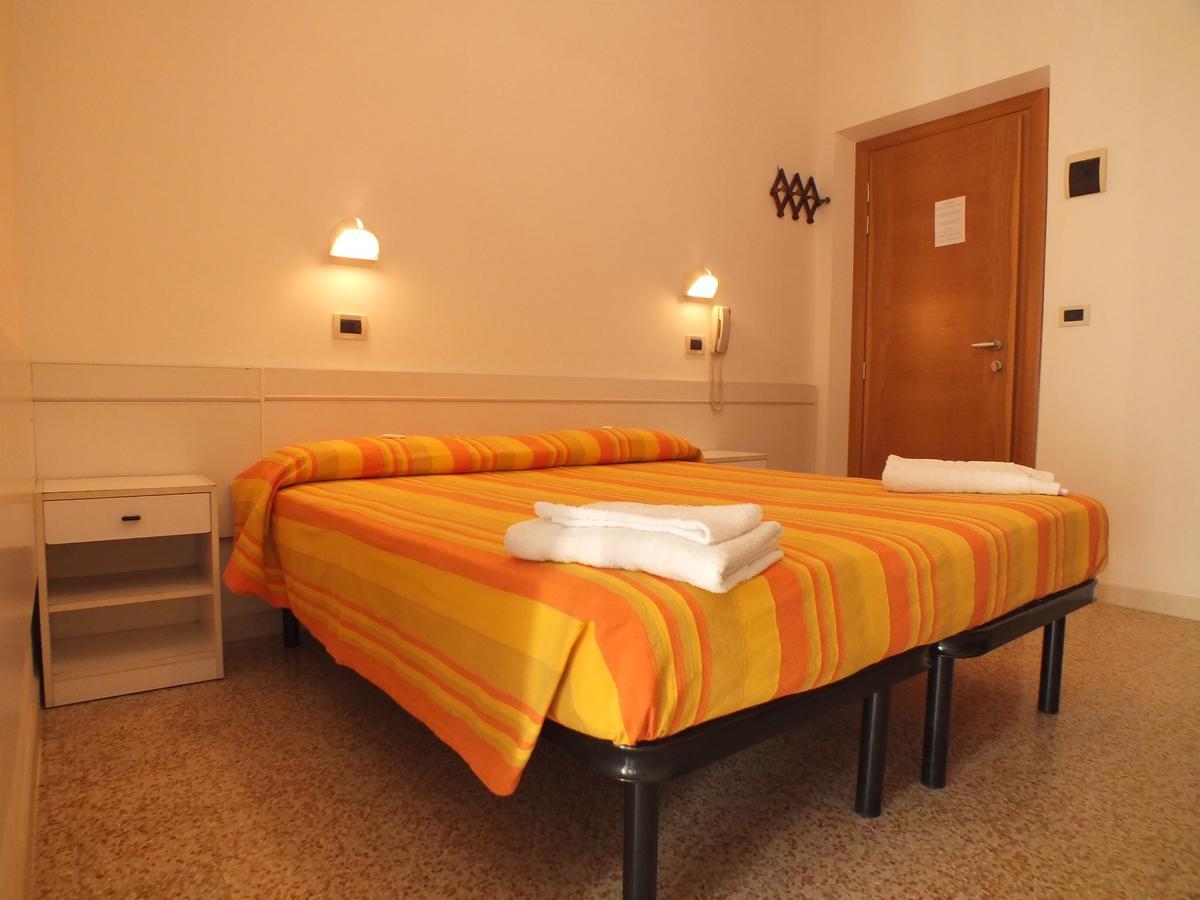 Hotel Luana Rimini Eksteriør bilde