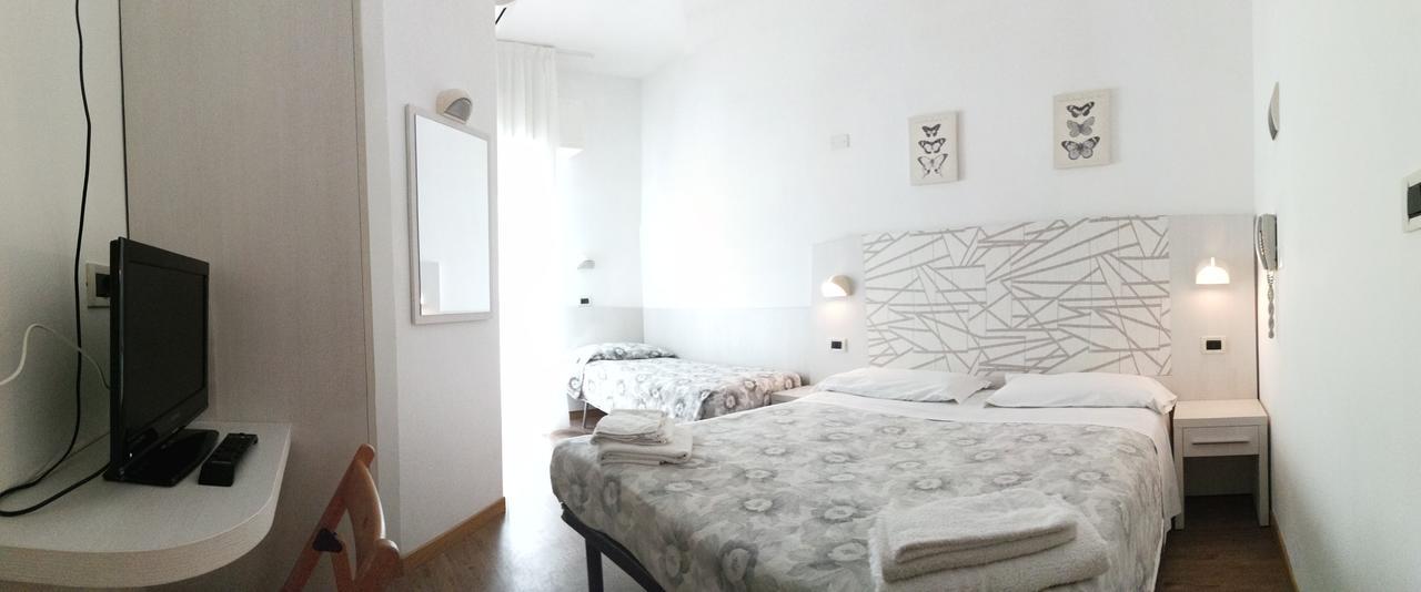 Hotel Luana Rimini Eksteriør bilde