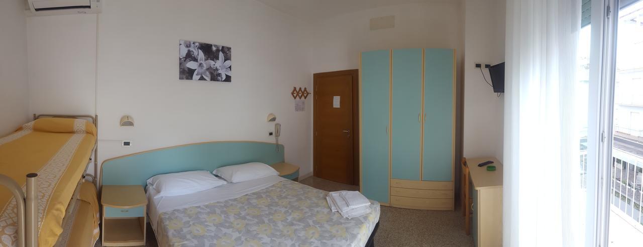 Hotel Luana Rimini Eksteriør bilde